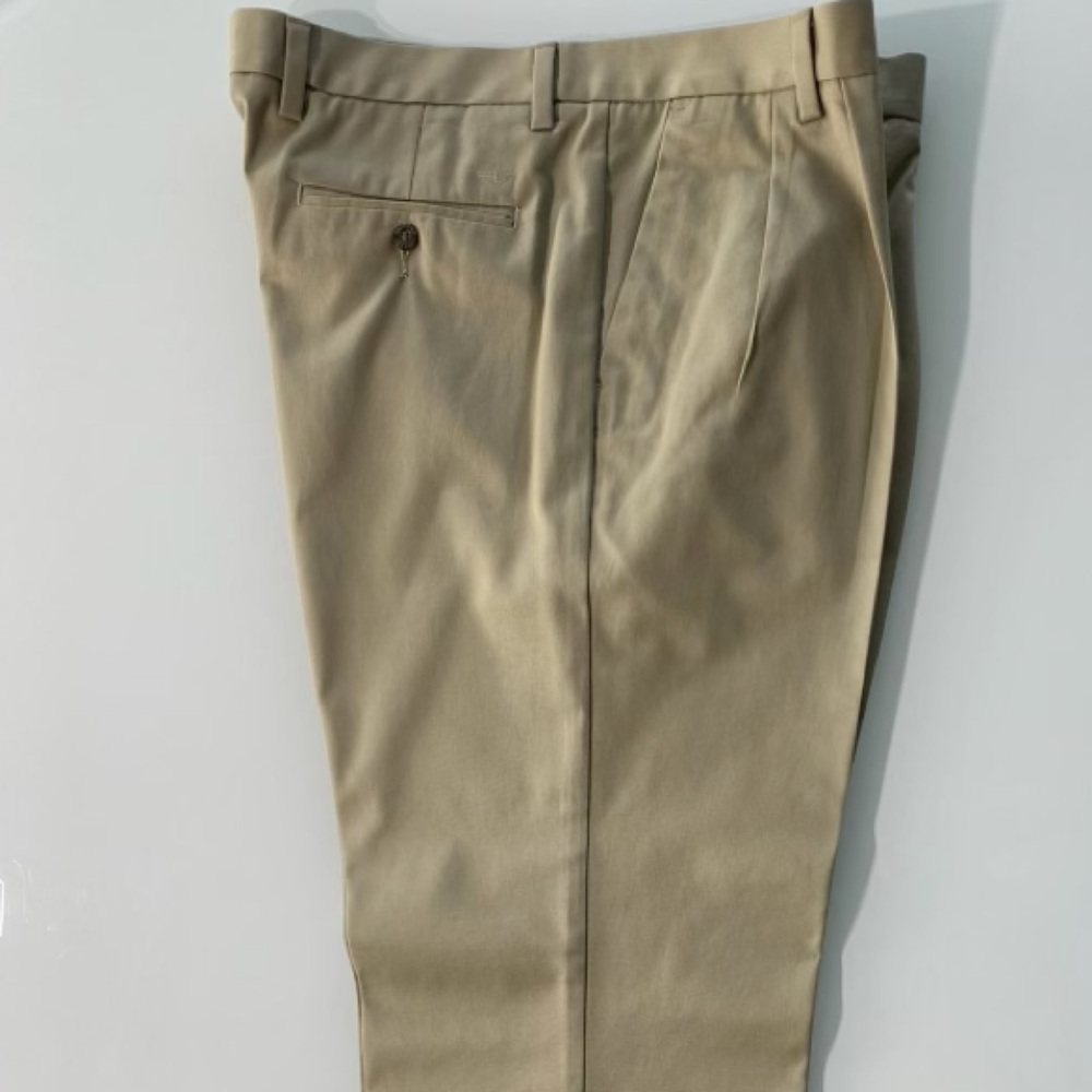 EUC Mens Dockers Pleated Front Tan Khaki Pants/Slacks, 38/34 - Picture 5 of 5
